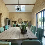 Hébergement de vacances Ferme Redouline - 3 Bedroom, Large Private Pool Coux-et-Bigaroque-Mouzens