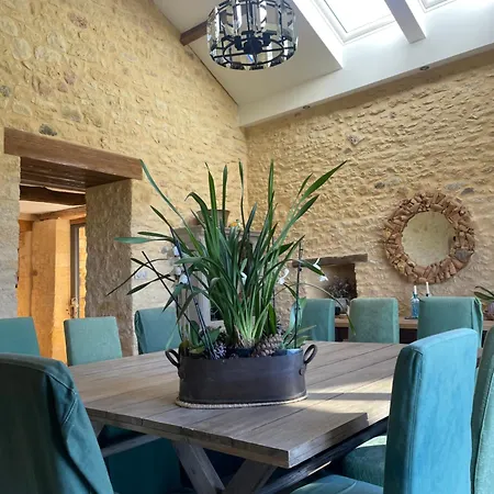 Casa vacanze Ferme Redouline - 3 Bedroom, Large Private Pool Coux-et-Bigaroque-Mouzens